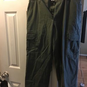 Men’s olive green cargo pants 34x30